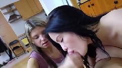 La mia amica e io cazzo di ragazza a casa insieme