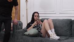 Dominazione hardcore questa piccola troia è completamente fottuta tim team in 4k hd